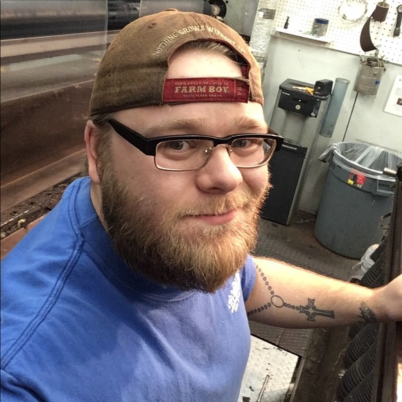 Meet your Posher, Chad - Picture 1 of 1